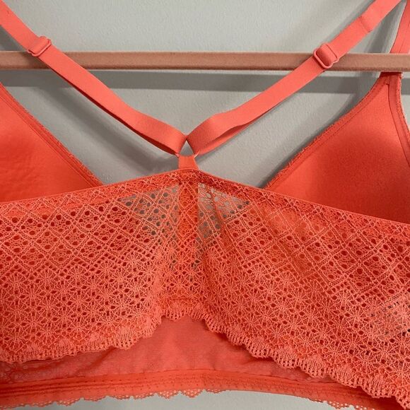 Victoria’s Secret Lightly Lined Plunge Bra Women Size 34D - Picture 5 of 6